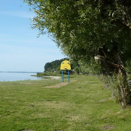 Blick Auf Vilm, Neuendorf